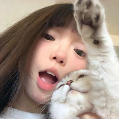 惊叫少女