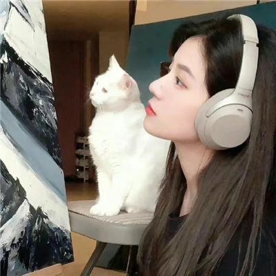 玛丽莲有深黑之眸